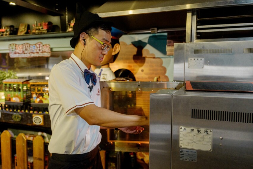 彰化縣線西鄉台灣優格餅乾學院｜台版霍格華茲餅乾DIY，彰化免門票觀光工廠＆交通資訊，彰化免費景點