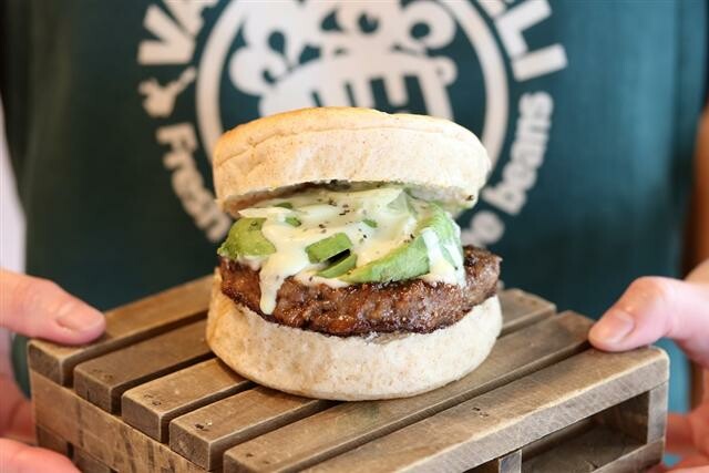 日本2025沖繩石垣島美食推薦!石垣島必吃石垣牛、豆腐特色美食餐廳