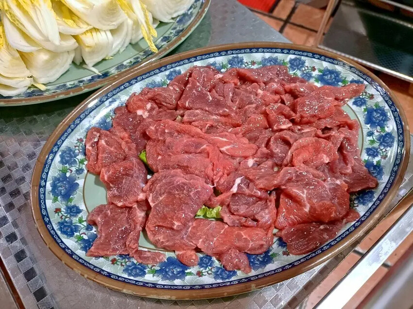 澳門2024澳門|澳門輕軌初體驗~贏到粥卜卜蜆，蒜香蛤蜊肉肥又鮮甜!內含菜單