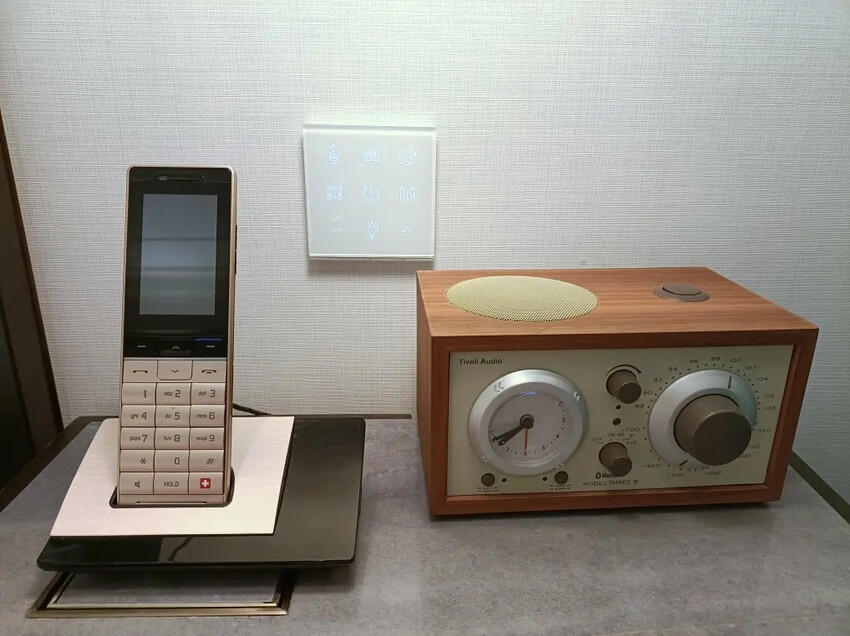 澳門2024澳門|上葡京綜合度假村。豪華雙床房~房間空間寬敞、冰箱迎賓飲料首日入住免費招待、浴室乾溼分離，飯店