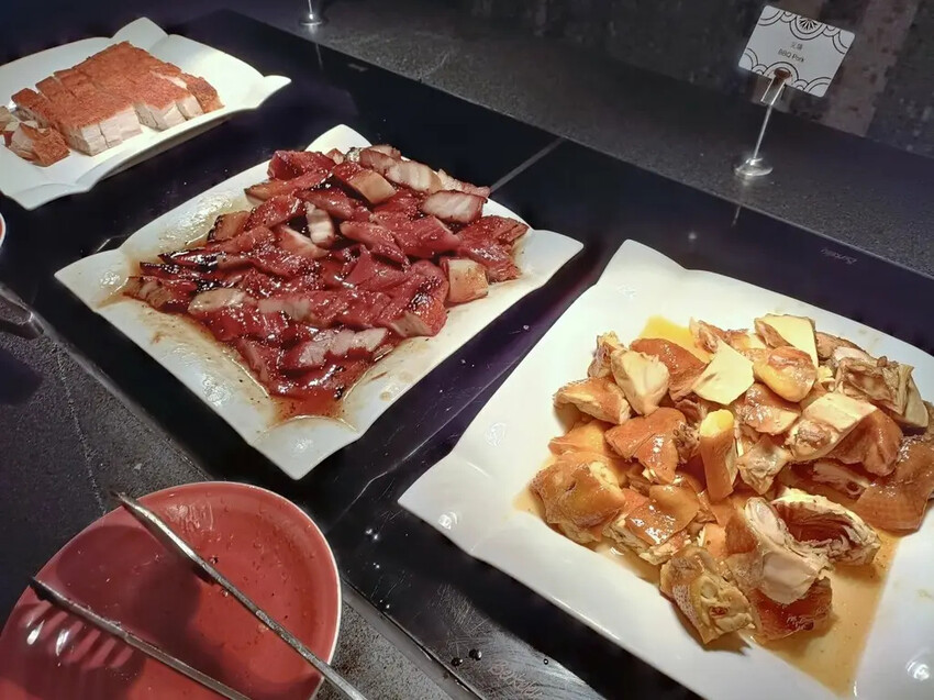 澳門2024澳門|上葡京自助山~超過百道菜色的自助餐,沒有吃完一輪就已經飽到頂天囉!