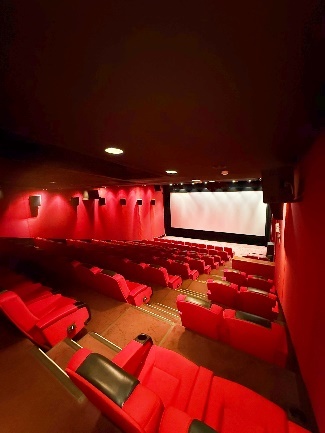 【影城推薦】in89豪華影城,屬於女孩兒的小細膩,西門町電影街【休閒娛樂】COACH廳提供最觀影體驗【約會推薦】