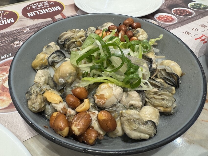 【香港灣仔美食】靠得住粥麵小館,連續15年獲米其林必比登推薦 【香港灣仔美食】靠得住粥麵小館,連續15年獲米其林必比登推薦