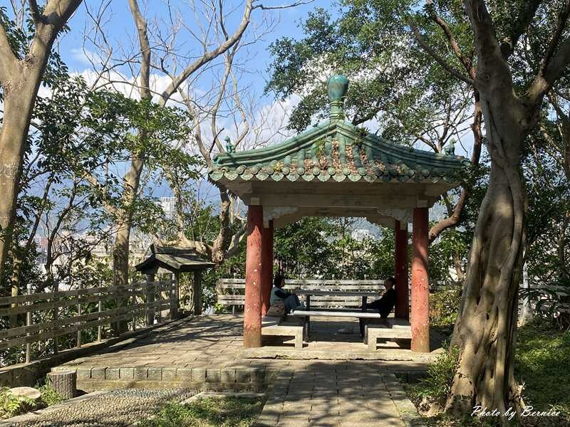 芝山岩石佛亭.台北新四國遍路~找尋石佛蹤跡並探索芝山岩文化 @Bernice的隨手筆記