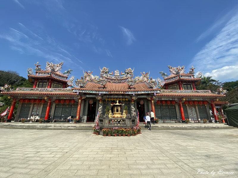 芝山岩石佛亭.台北新四國遍路~找尋石佛蹤跡並探索芝山岩文化 @Bernice的隨手筆記