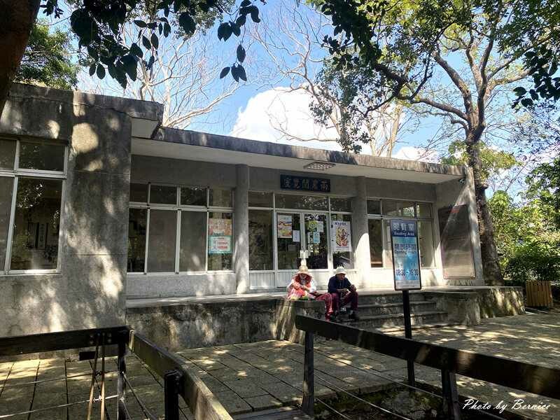 芝山岩石佛亭.台北新四國遍路~找尋石佛蹤跡並探索芝山岩文化 @Bernice的隨手筆記