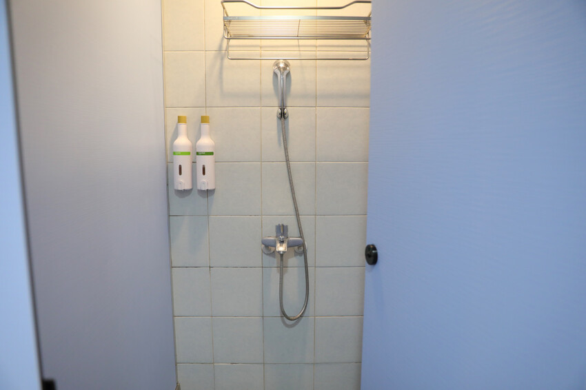 花蓮遠雄海洋公園親親海洋夜未眠 近距離與海豚海獅親近,夜探水族館,與魚共眠超好玩親子行程推薦! - 奇奇一起玩樂趣