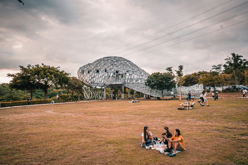 桃園市桃園區虎頭山環保公園|不用花錢也能擁有百萬夜景!俯瞰整座城市的270度超廣角浪漫夜景聖地