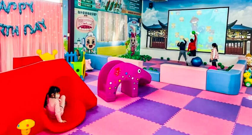 嘉義縣水上鄉白人牙膏觀光工廠｜免費！通通免費！號稱最佛心觀光工廠，不僅免門票，還送你吃冰棒，還有咖啡、汽水通通無