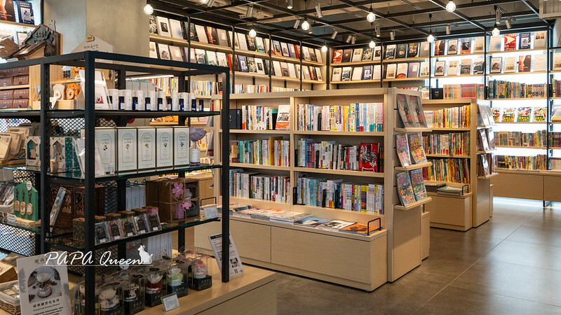 南投縣埔里鎮南投埔里最新景點｜日月町複合式商場·TSUTAYA BOOKSTORE，美食、市集、伴手禮 ｜全台最美驛站!