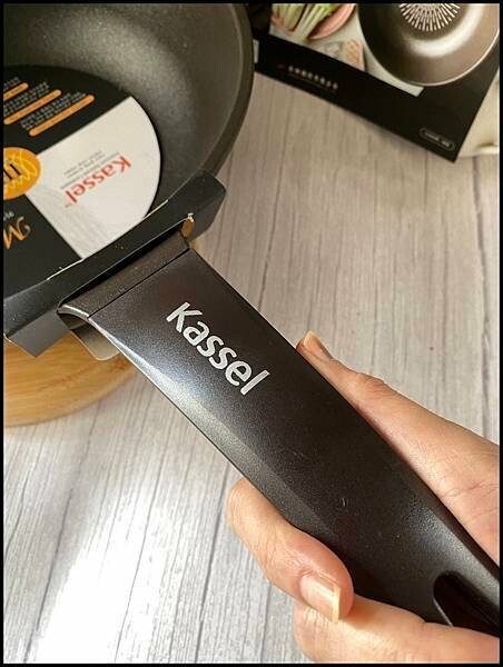 【不沾鍋/好讚鍋推薦】【韓國Kassel 鑽石超導熱不沾輕量 【不沾鍋/好讚鍋推薦】【韓國Kassel 鑽石超導熱不沾輕量