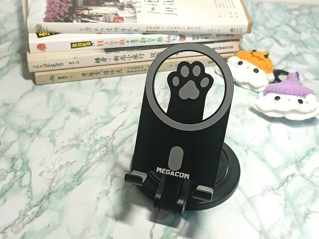 療癒貓掌手機架 | MEGACOM系列手機架．追劇必備的生活好物．兼具摺疊又可以旋轉的手機架
