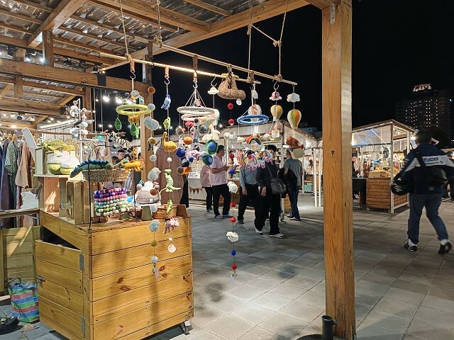 台東縣台東市鐵花新聚落 | 台東夜晚好去處．融合音樂、藝術與文創市集的園地