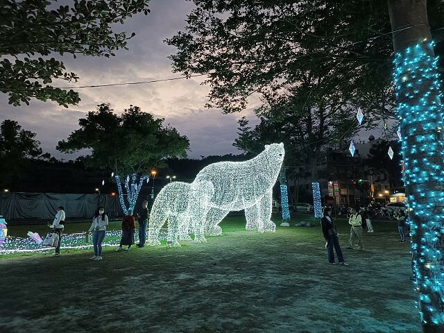 台東縣台東市鐵花新聚落 | 台東夜晚好去處．融合音樂、藝術與文創市集的園地