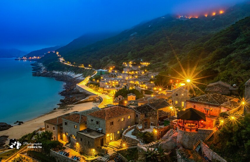 連江縣北竿鄉【馬祖景點】北竿馬鼻灣‧南竿介壽澳口賞藍眼淚│藍眼淚季節‧如何拍攝‧天候條件風向潮汐月亮│芹壁聚落‧北海坑