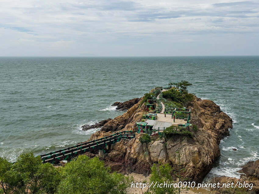 連江縣北竿鄉【馬祖景點】北竿馬鼻灣‧南竿介壽澳口賞藍眼淚│藍眼淚季節‧如何拍攝‧天候條件風向潮汐月亮│芹壁聚落‧北海坑