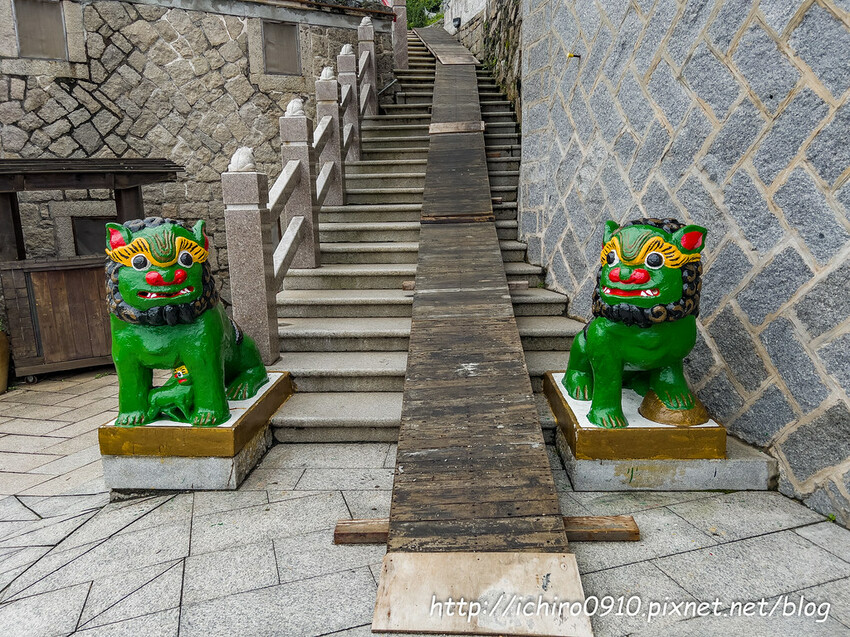 連江縣北竿鄉【馬祖景點】北竿馬鼻灣‧南竿介壽澳口賞藍眼淚│藍眼淚季節‧如何拍攝‧天候條件風向潮汐月亮│芹壁聚落‧北海坑