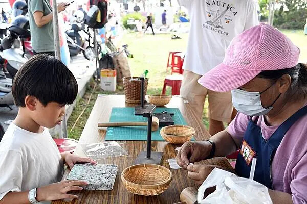 高雄市旗津區2024最好玩的海岸沙灘活動【旗津吃通海】集結美食市集、多元舞台、親子DIY活動，認識旗津的美好