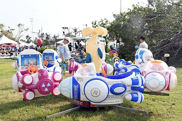 高雄市旗津區2024最好玩的海岸沙灘活動【旗津吃通海】集結美食市集、多元舞台、親子DIY活動，認識旗津的美好