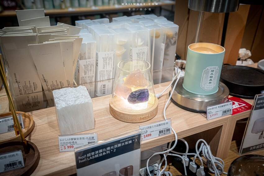 桃園市中壢區【桃園中壢】2024大江購物中心必買,Z世代購物首選!好拍、好逛、好好吃!聖誕節到大江一遊未盡!全年度免