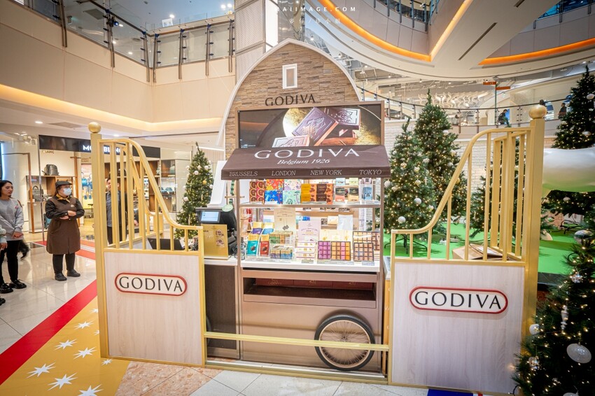 桃園市中壢區【桃園中壢】2024大江購物中心必買,Z世代購物首選!好拍、好逛、好好吃!聖誕節到大江一遊未盡!全年度免