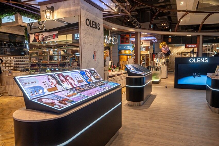 桃園市中壢區【桃園中壢】2024大江購物中心必買,Z世代購物首選!好拍、好逛、好好吃!聖誕節到大江一遊未盡!全年度免