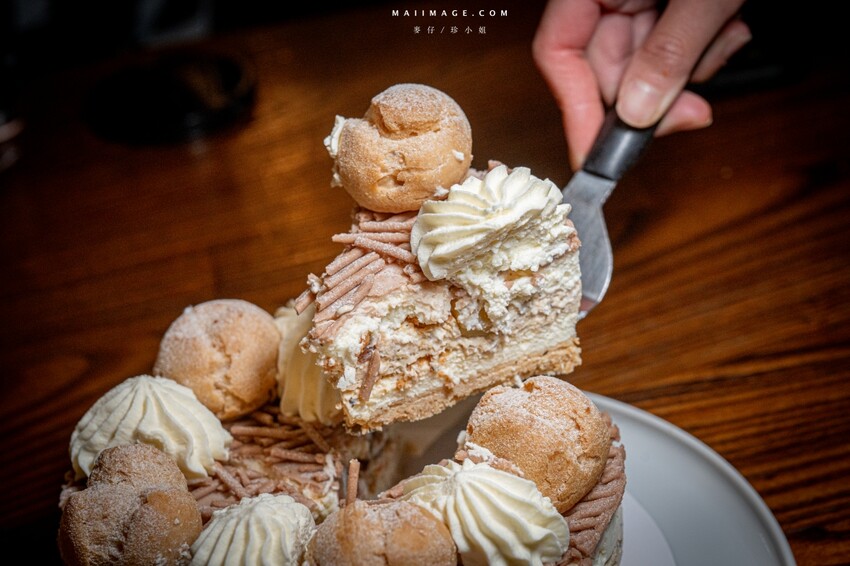 桃園市中壢區【桃園中壢】2024大江購物中心必買,Z世代購物首選!好拍、好逛、好好吃!聖誕節到大江一遊未盡!全年度免