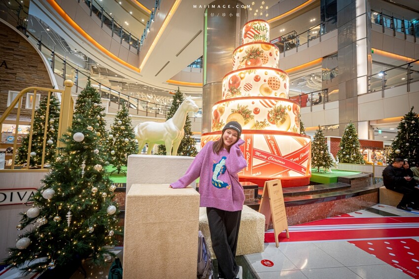 桃園市中壢區【桃園中壢】2024大江購物中心必買,Z世代購物首選!好拍、好逛、好好吃!聖誕節到大江一遊未盡!全年度免