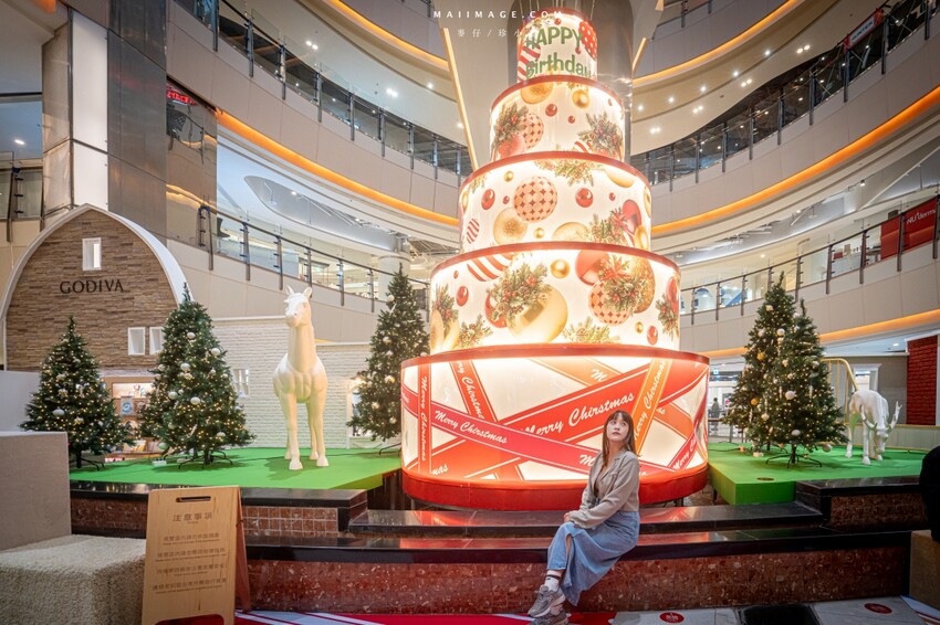 桃園市中壢區【桃園中壢】2024大江購物中心必買,Z世代購物首選!好拍、好逛、好好吃!聖誕節到大江一遊未盡!全年度免