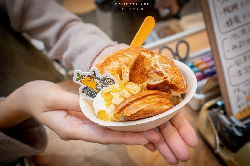 桃園市中壢區【桃園中壢】2024大江購物中心必買,Z世代購物首選!好拍、好逛、好好吃!聖誕節到大江一遊未盡!全年度免