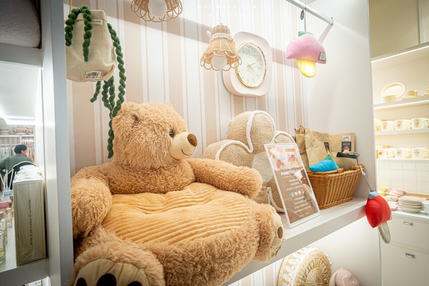 桃園市中壢區【桃園中壢】2024大江購物中心必買,Z世代購物首選!好拍、好逛、好好吃!聖誕節到大江一遊未盡!全年度免