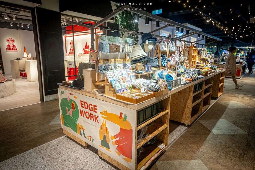 桃園市中壢區【桃園中壢】2024大江購物中心必買,Z世代購物首選!好拍、好逛、好好吃!聖誕節到大江一遊未盡!全年度免