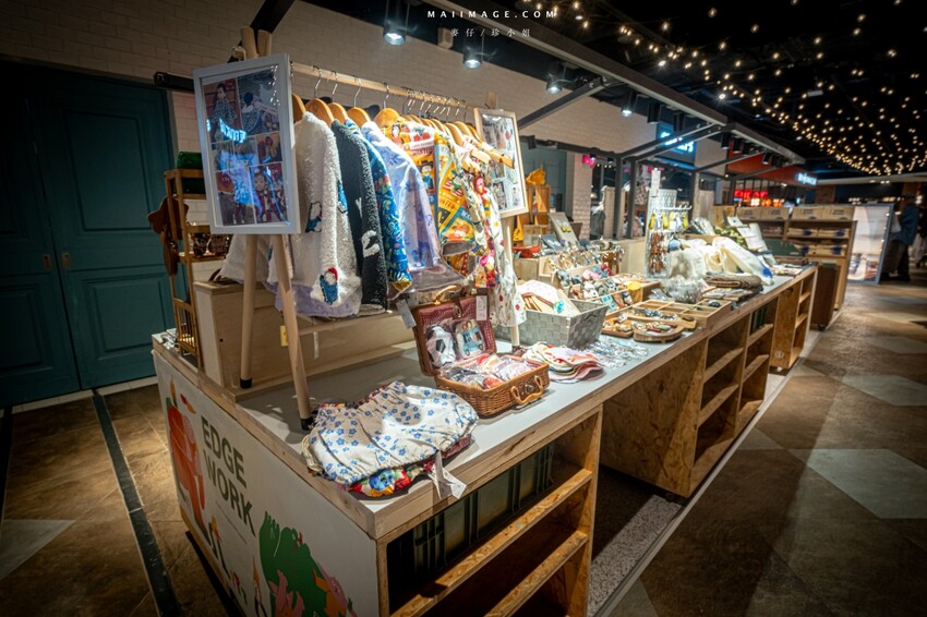 桃園市中壢區【桃園中壢】2024大江購物中心必買,Z世代購物首選!好拍、好逛、好好吃!聖誕節到大江一遊未盡!全年度免