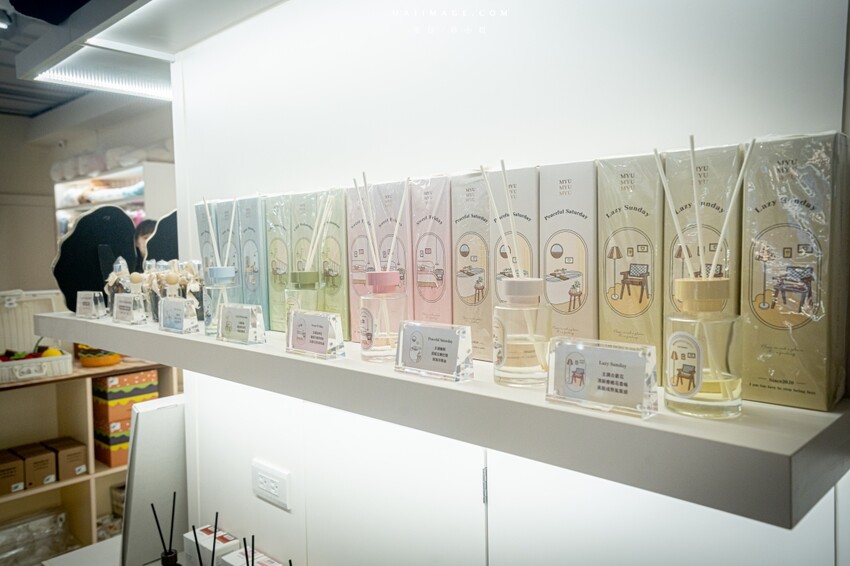 桃園市中壢區【桃園中壢】2024大江購物中心必買,Z世代購物首選!好拍、好逛、好好吃!聖誕節到大江一遊未盡!全年度免