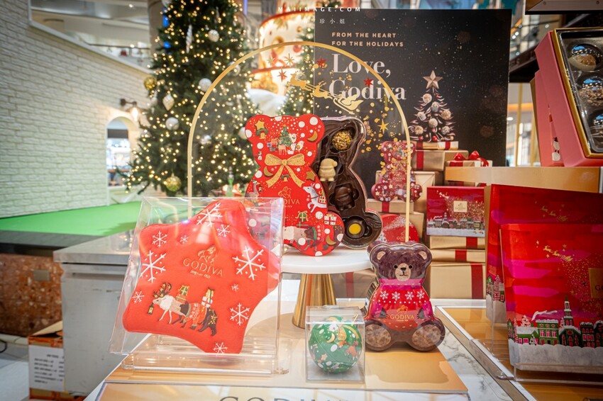 桃園市中壢區【桃園中壢】2024大江購物中心必買,Z世代購物首選!好拍、好逛、好好吃!聖誕節到大江一遊未盡!全年度免