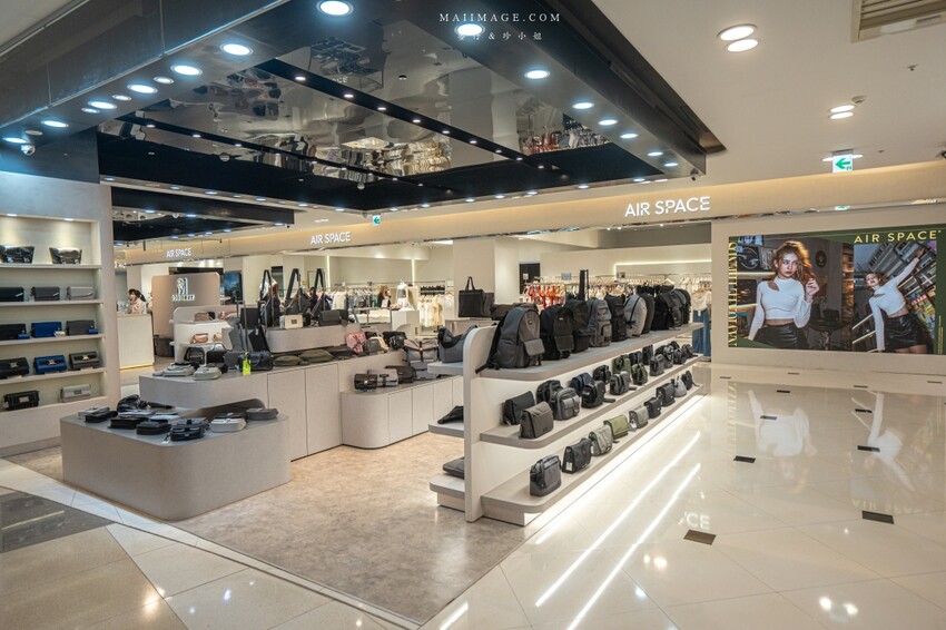 桃園市中壢區【桃園中壢】2024大江購物中心必買,Z世代購物首選!好拍、好逛、好好吃!聖誕節到大江一遊未盡!全年度免