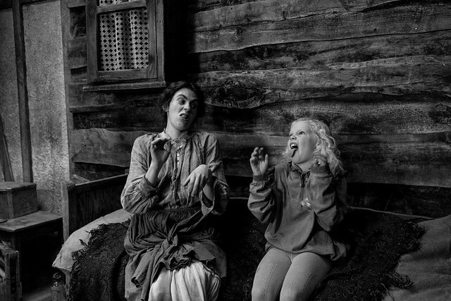 The Movie posters and stills of Danemark Movie "丹麥電影《帶針的女孩》( The Girl With the Needle)" will be launching from Apr 18, 2025 in Taiwan. The Movie posters and stills of Danemark Movie "丹麥電影《帶針的女孩》( The Girl With the Needle)" will be launching from Apr 18, 2025 in Taiwan.