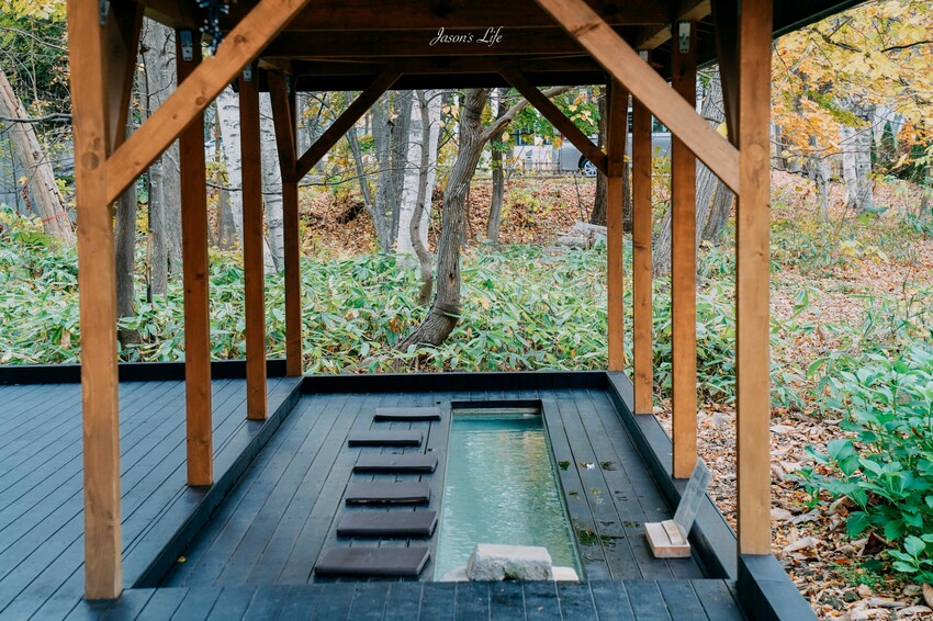 日本【北海道定山溪│景點】山ノ風マチ遊記。定山溪最新文青景點,隱藏一間擁有足浴的必吃麵包店エクスクラメー