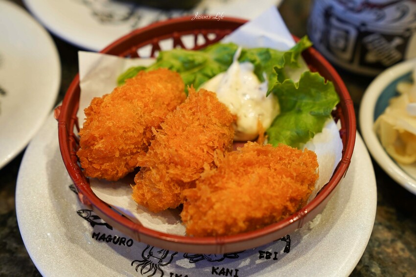 日本【北海道小樽│美食】回転寿司とっぴ(小樽運河通り店)。必吃平價壽司、高CP值新鮮海味