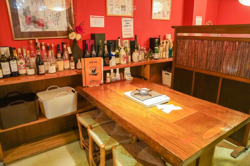 日本【北海道富良野|美食】Kumagera(くまげら)。富良野美食推薦,強烈推薦一定要來嚐嚐炙燒和牛丼飯、和牛壽喜