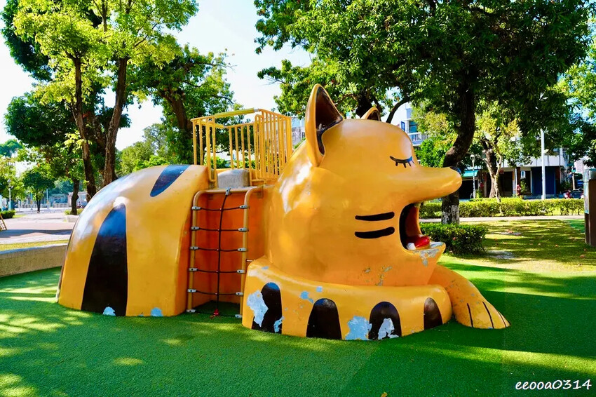 屏東遛小孩好去處「勝利動物溜滑梯公園」，8座超萌動物溜滑梯免