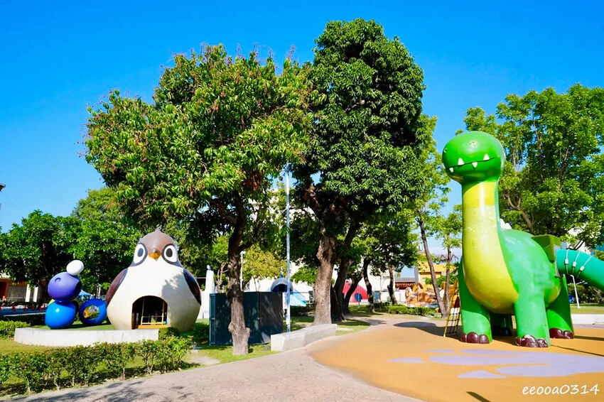 屏東遛小孩好去處「勝利動物溜滑梯公園」，8座超萌動物溜滑梯免