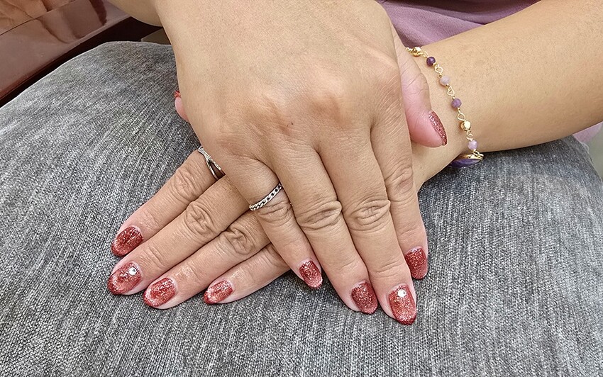 泰國曼谷自由行必去體驗！！光療美甲、泰服拍攝、生薑暖油按摩SPA！！