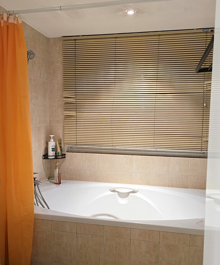 泰國曼谷自由行必去體驗！！光療美甲、泰服拍攝、生薑暖油按摩SPA！！