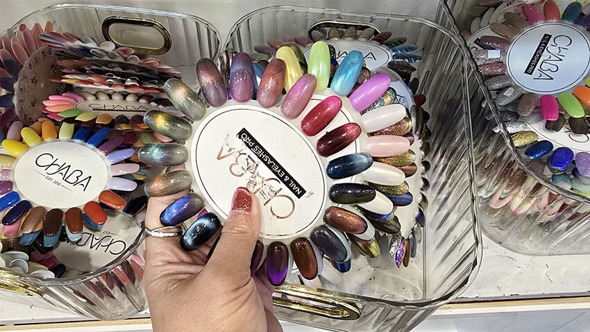 泰國曼谷自由行必去體驗！！光療美甲、泰服拍攝、生薑暖油按摩SPA！！