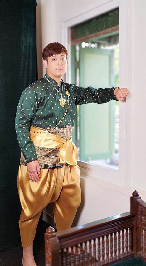 泰國曼谷自由行必去體驗！！光療美甲、泰服拍攝、生薑暖油按摩SPA！！