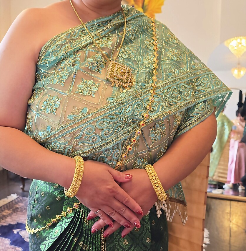 泰國曼谷自由行必去體驗！！光療美甲、泰服拍攝、生薑暖油按摩SPA！！