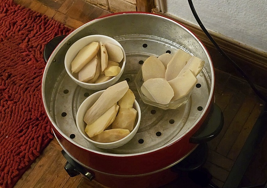 泰國曼谷自由行必去體驗！！光療美甲、泰服拍攝、生薑暖油按摩SPA！！