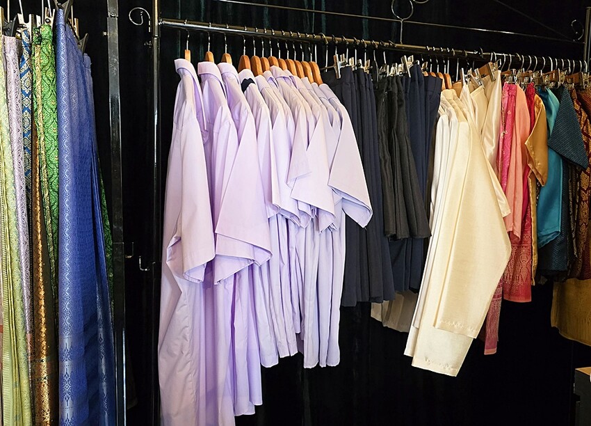 泰國曼谷自由行必去體驗！！光療美甲、泰服拍攝、生薑暖油按摩SPA！！