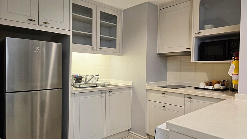 泰國泰國曼谷住宿推薦|Centre Point Serviced Apartment Thong Lo，公寓式酒店、超大房型配備強，廚房、洗烘衣